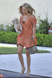 Ashley Tisdale feet photo thumbnail