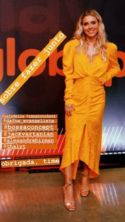 Carolina Dieckmann feet photo thumbnail