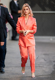 Katy Perry feet photo thumbnail