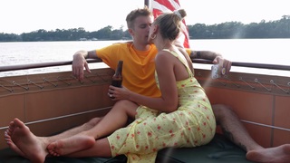 Hailey Bieber feet photo thumbnail