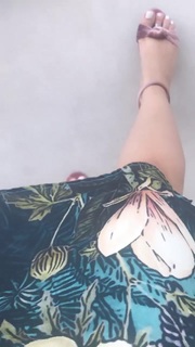 Alaine Crissiê feet photo thumbnail