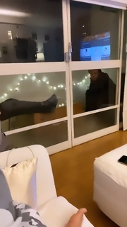Cleo feet photo thumbnail