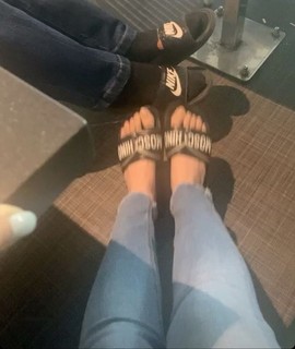 Tamannaah Bhatia feet photo thumbnail