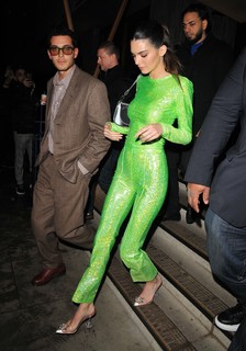 Kendall Jenner feet photo thumbnail