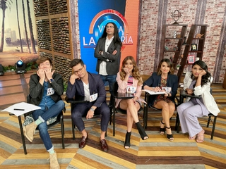 Cynthia Rodríguez feet photo thumbnail