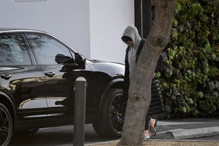 Katy Perry feet photo thumbnail