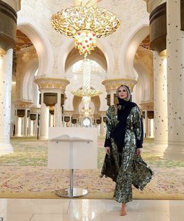 Ivanka Trump feet photo thumbnail