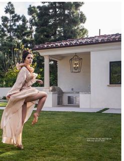 Laura Marano feet photo thumbnail