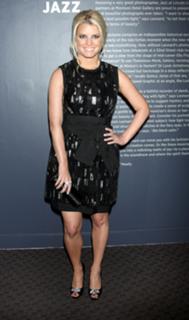 Jessica Simpson feet photo thumbnail