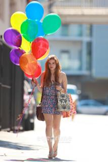 Holland Roden feet photo thumbnail