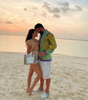 Nabilla Benattia feet photo thumbnail