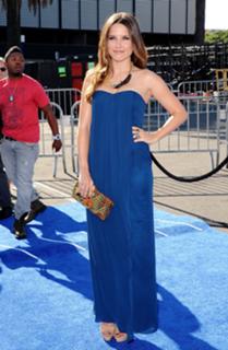 Sophia Bush feet photo thumbnail