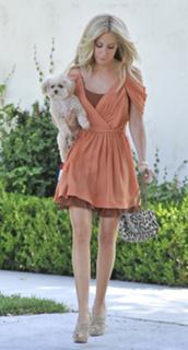 Ashley Tisdale feet photo thumbnail