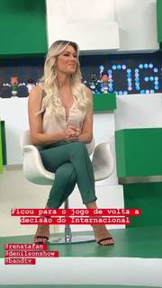 Renata Fan feet photo thumbnail