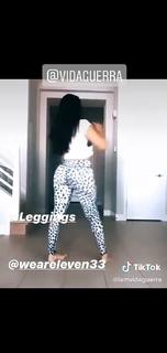 Vida Guerra feet photo thumbnail