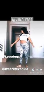 Vida Guerra feet photo thumbnail
