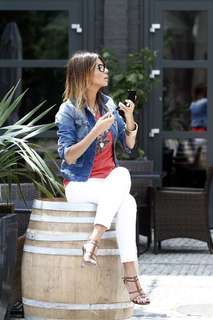Edyta Górniak feet photo thumbnail