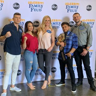 Holly Holm feet photo thumbnail