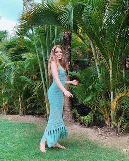 Xenia Tchoumitcheva feet photo thumbnail