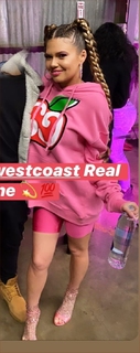 Chanel West Coast feet photo thumbnail