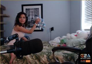 Natalia Mogollon feet photo thumbnail