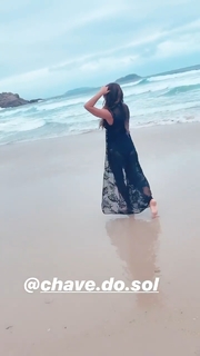 Nicole Bahls feet photo thumbnail