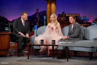 Anya Taylor-Joy feet photo thumbnail