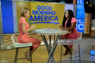 Amy Robach feet photo thumbnail