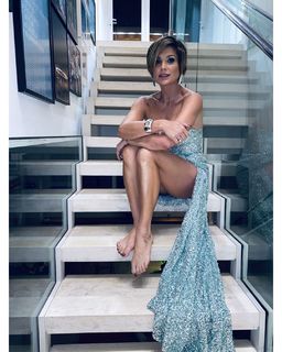 Flávia Alessandra feet photo thumbnail