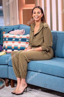 Alesha Dixon feet photo thumbnail