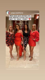 Jacqueline Jossa feet photo thumbnail