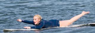 Lindsay Lohan feet photo thumbnail