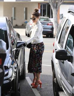 Jessica Biel feet photo thumbnail