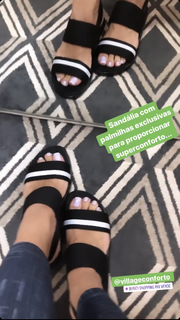 Cláudia Citroni feet photo thumbnail