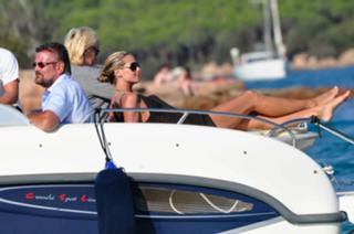 Heidi Klum feet photo thumbnail