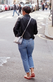 Frankie Bridge feet photo thumbnail