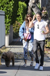 Taylor Hill feet photo thumbnail
