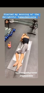 Kate Walsh feet photo thumbnail