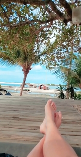 Lívia Andrade feet photo thumbnail