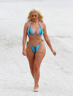 Chloe Ferry feet photo thumbnail