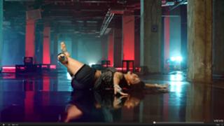 Nicole Scherzinger feet photo thumbnail