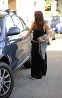 Ashley Greene feet photo thumbnail