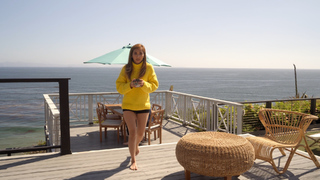 Brenda Song feet photo thumbnail
