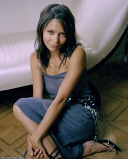 Thandiwe Newton feet photo thumbnail