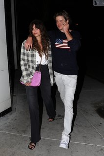 Taylor Hill feet photo thumbnail