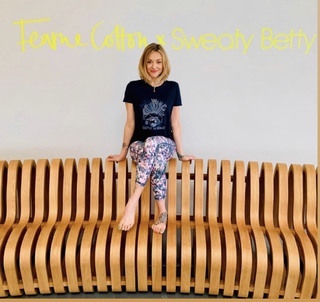 Fearne Cotton feet photo thumbnail