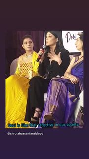 Shruti Haasan feet photo thumbnail