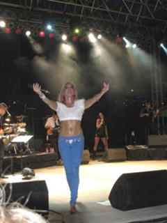 Debbie Gibson feet photo thumbnail