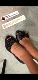 Veronica Maya feet photo thumbnail