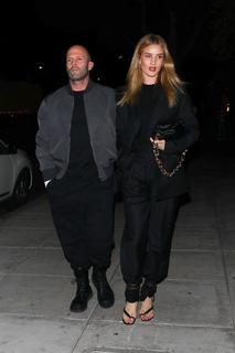 Rosie Huntington-Whiteley feet photo thumbnail